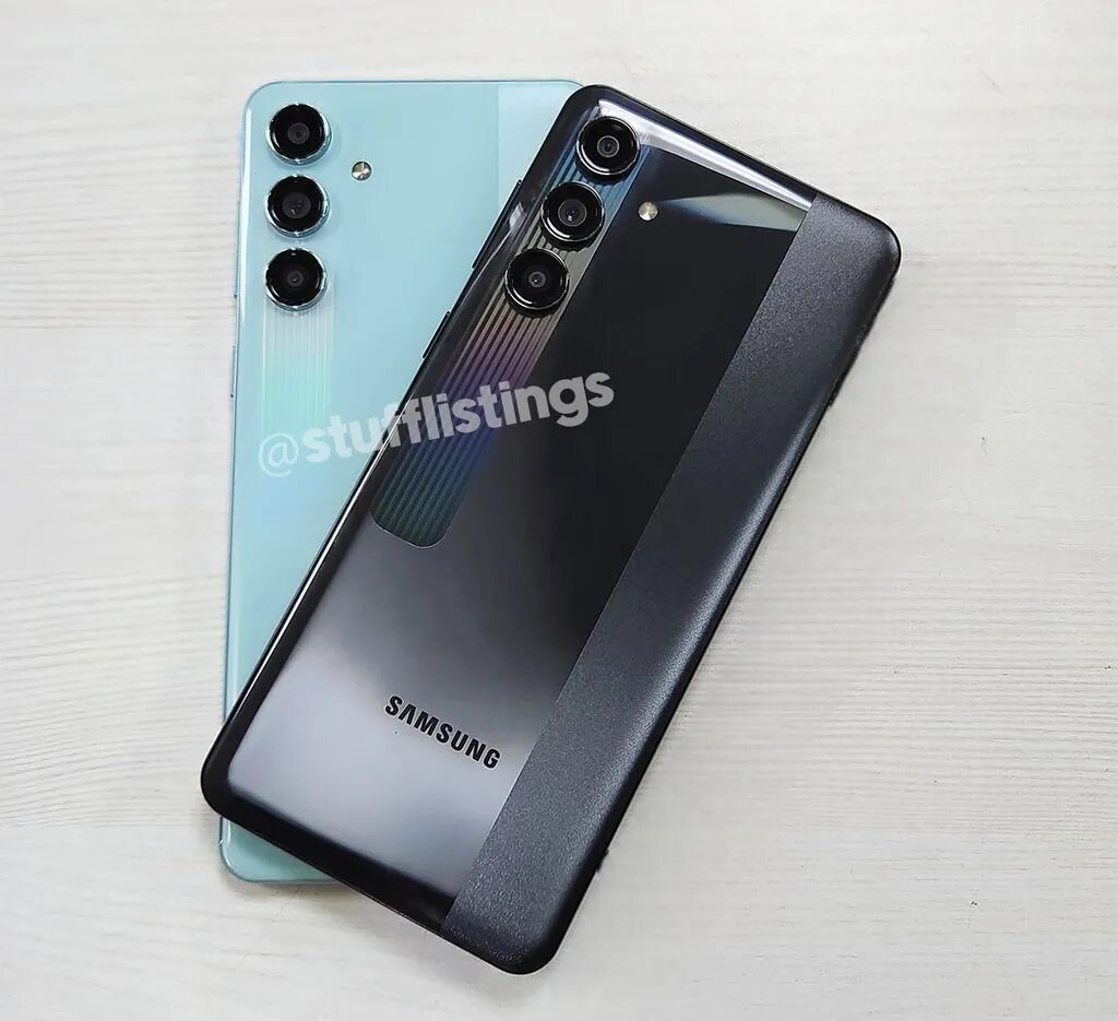 Samsung Galaxy M55s camera desgin